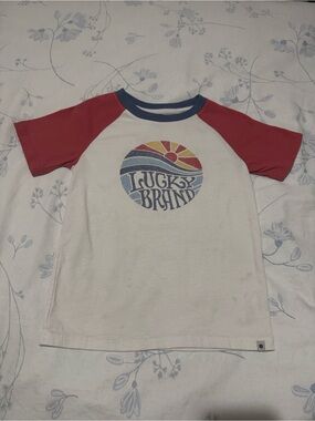 ⭐️ Lucky Brand Boys Printed T-shirt (Size: 6)